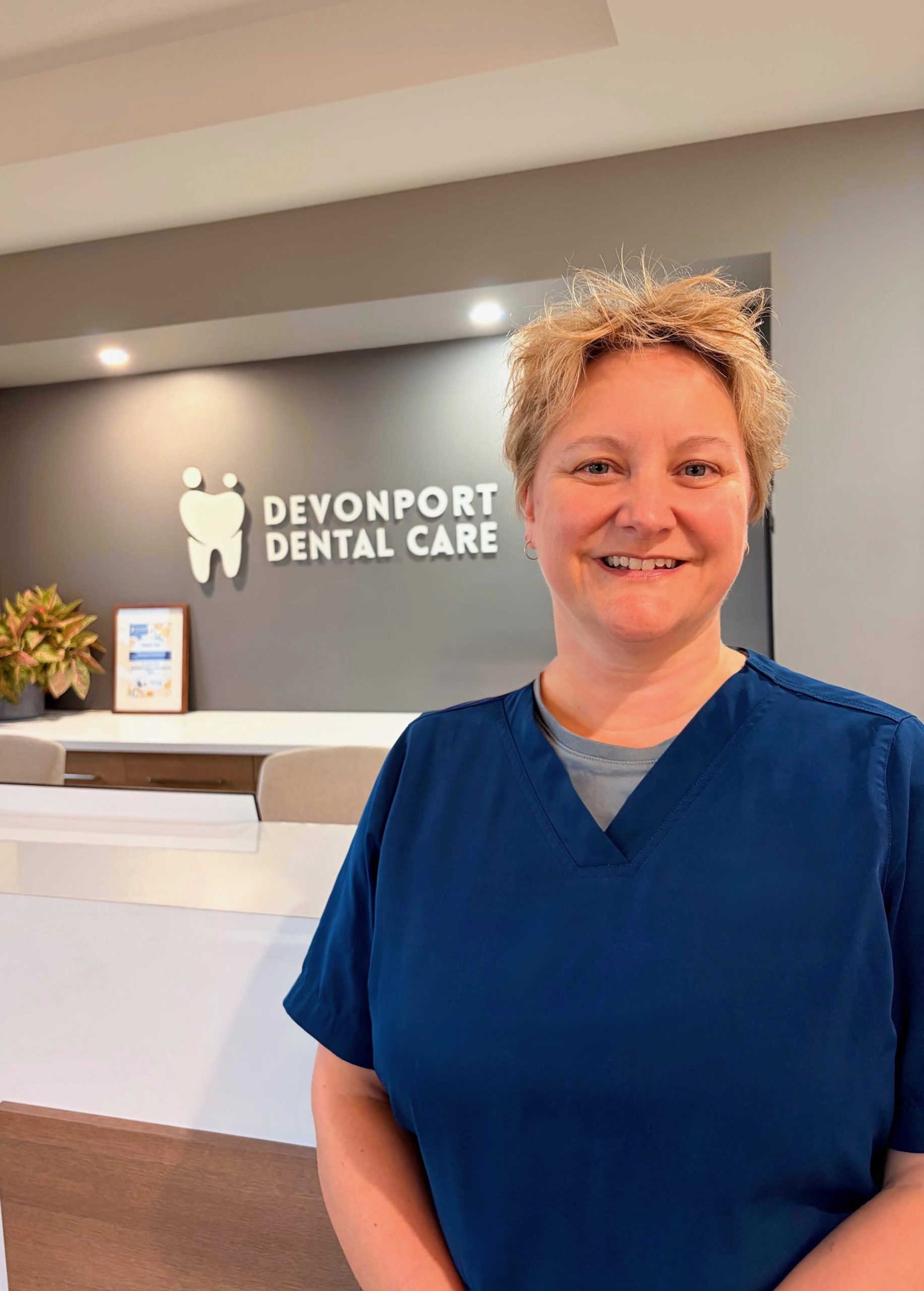Dr. Jessica Johnstone